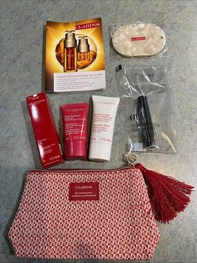 Clarins anti-aging travel set